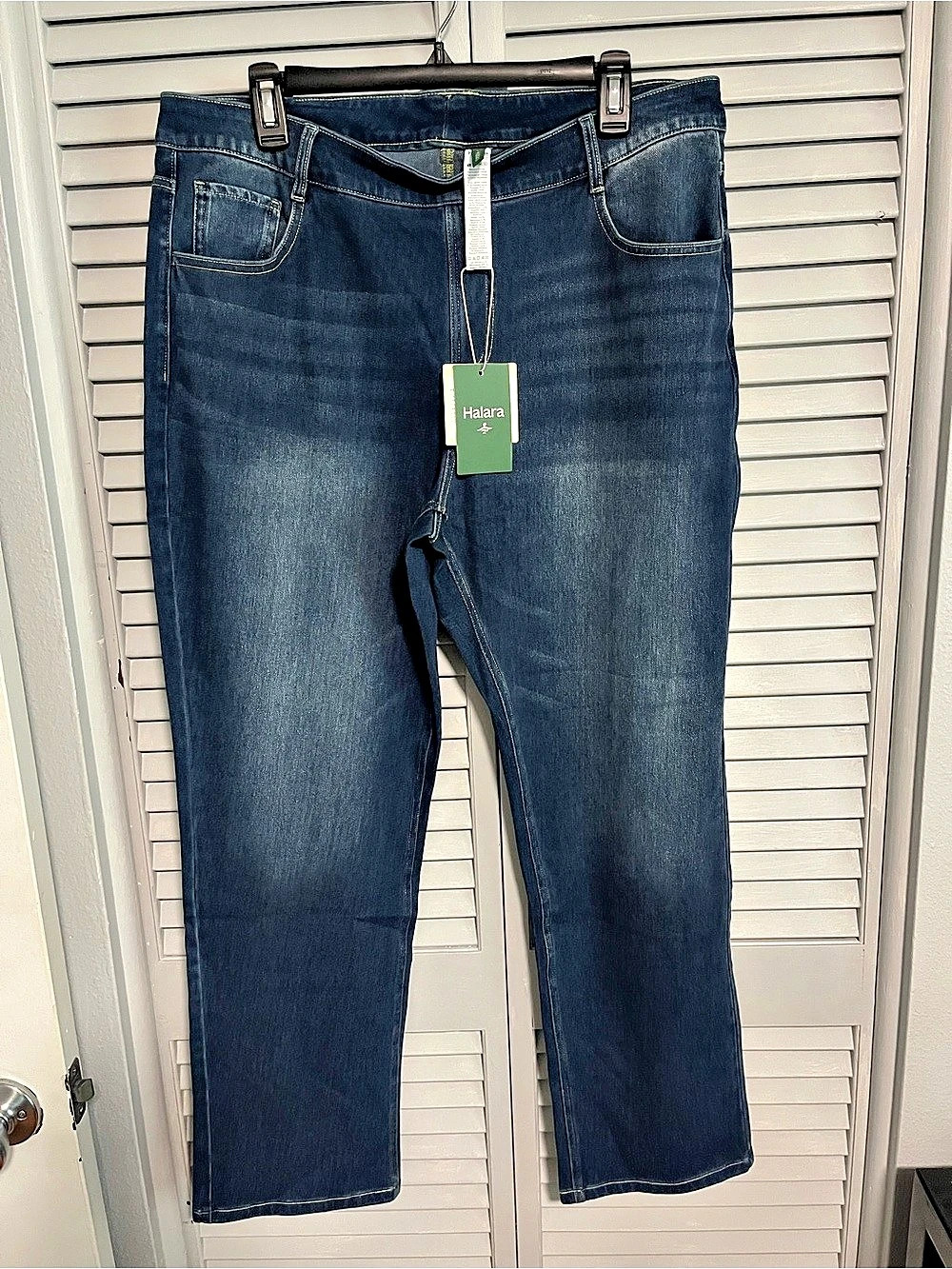 Halara Flex™ Denim Straight Leg Jeans Blue Size 1X NWT